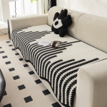 Four Seasons Moodne lihtsa kujuga &scaron;enillist diivanipadi Universaalne Skandinaavia stiilis libisemiskindel diivanipadi 90*70