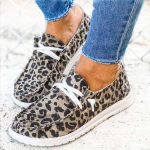 2024 Naiste tossud, valge leopardkangast jalan&otilde;ud Mood Vulcanize Flats Naiste p&uuml;ksid Naiste spordijalatsid vabaaja treenerid 35 valge