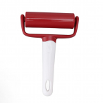 V&auml;ike taignarull, takistab libisemist, riputatav T-t&uuml;&uuml;pi plastikust taignarull k&auml;epidemega pitsapiruka kooriku jaoks