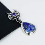 Naturaalne lapis lazuli v&auml;&auml;riskivist ripats 925 sterlingh&otilde;bedast - K&auml;sit&ouml;&ouml;disain, Igap&auml;evane ehe, Unikaalne Londoni sinise topaasi ripats Kingitused 2.95" sinine