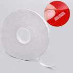 Kahepoolsed veeslahustuvad kleepuvad ribad, fikseeritud k&auml;sitsi &otilde;mmeldud &otilde;mblust&ouml;&ouml;riistad