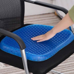 SHOP-STORY - Coussin d'assise th&eacute;rapeutique &agrave; m&eacute;moire de forme avec gel et rev&ecirc;tement antid&eacute;rapant