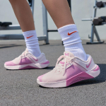 Nike Wmns Metcon 10 'Pearl Pink Light Magenta Barely Rose Light Magent 39 gray
