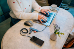 USB-C Verbatim Essentials Multiport HUB 6-Port wcard reader