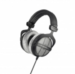 Beyerdynamic DT 990 PRO studio wired on-ear headphones black
