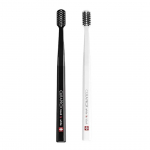 Curaprox Black Is White hambaharjad must/valge, 2tk