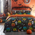 Bedlam Halloweeni pimedas helendav voodipesukomplekt, 200 x 200 cm