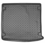 Plastikust pakiruumimatt Jaguar F-Pace'ile alates 2020. aastast.