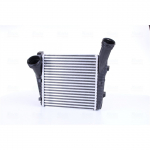 Kompressori&otilde;hu radiaator NISSENS 96611