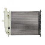 Radiaator, mootorijahutus THERMOTEC D7F014TT