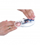 Nail clippers with magnifying glass