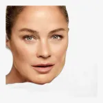 Est&eacute;e Lauder Re-Nutriv Ultimate Diamond Sculpted Transformation Creme 50 ml