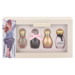 Set Sarah Jessica Parker: Lovely EDP l&otilde;hnastatud vesi naistele, 5 ml *Miniature + Born Lovely EDP l&otilde;hnastatud vesi naistele, 5 ml *Miniature + Lovely You EDP l&otilde;hnastatud vesi naistele, 5 ml *Miniature + Lovely Lights EDP l&otilde;hnastatud vesi naistele, 5 ml