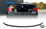 E60 M Performance pagasiruumi spoiler must l&auml;ikiv