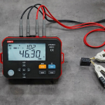 Uni-Trend Digital Micro Ohm Meter 0.001m&Omega;~300.0k&Omega;; 1m&Omega;, Type C,IP54, DC 3.7V 3200mAh Li, UNI-T