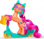 Hasbro My Little Pony: Sunny Starscout - Rolling Scooter (F8737)