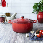 Le Creuset Signature Casserole round 24 cm Cerise