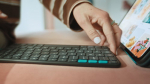 Log Logitech Flip Folio Keyboard and Folio Case Wireless Nordic (dansk/finnish/norsk/Swedish)