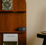 Sangean WR-7 Plus FM-radio with Bluetooth connection, light oak