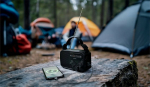 Philips TAR1609 travel radio and flashlight, black