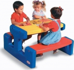 Little Tikes - Large Pic-Nic Table in Red (466800060)