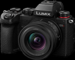Panasonic Lumix DC-S5D + 18-40mm