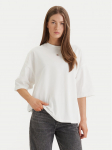 Calvin Klein Jeans T-s&auml;rk LV047D204G Valge Oversize