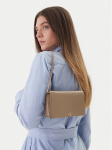 Calvin Klein K&auml;ekott Ck Wallet On Chain LV04F3319G Beež