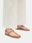 Crocs Sandaalid Miami Thong Flip 209793 Pruun