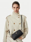 Tommy Hilfiger K&auml;ekott Th Grace Camera Bag AW0AW18863 Must