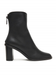 Max Mara Saapad Midiboot80 25247960726 Must