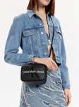 Calvin Klein Jeans K&auml;ekott Sculpted Camera Bag18 Mono K60K610275 Must