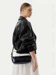 Calvin Klein K&auml;ekott Foil Logo Glossy LV04F3738G Must