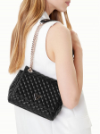 Guess K&auml;ekott Everlee HWQG86 79210 Must
