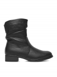 Clara Barson Saapad CEO-WS6380-03 Must