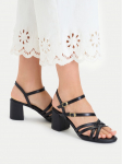 Clarks Sandaalid Ezoria Strap 26185893 Must