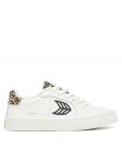 Cariuma Tossud Salvas 411301W42W080 Valge