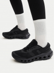 On Jooksujalatsid Cloudrunner 3 3WG10051043 Must