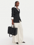 JACQUEMUS K&auml;ekott 24H255BA4263216 Must
