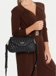 Guess K&auml;ekott Valla HWQG81 22200 Must