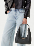 Guess K&auml;ekott Calista HWBG73 34170 Must