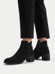 Clara Barson Saapad CEO-LM9690-T21 Must