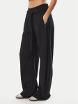 adidas Dressip&uuml;ksid Premium Essentials Firebird KR4518 Must Relaxed Fit