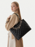 Guess K&auml;ekott Libby HWGG99 12250 Must