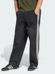 adidas Riidest p&uuml;ksid 3 Stripes Pleated Trousers KE4177 Must Regular Fit