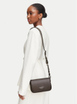 Emporio Armani K&auml;ekott EW000538 AF12036 M6458 Pruun