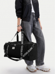 Guess Jeans N&auml;dalavahetuse kott CWBEO-GUESS-B-008-09 Must