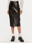 Patrizia Pepe Tehisnahast seelik 8G0416 E005 Must Regular Fit