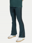 adidas Retuusid adicolor JV8617 Roheline Slim Fit