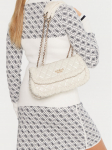 Guess K&auml;ekott Cristi HWTG81 39210 Ekr&uuml;&uuml;v&auml;rv